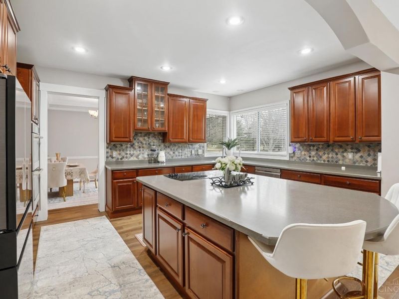 8179 Worcester Drive, Hamilton Twp, OH 45039 Photo 8