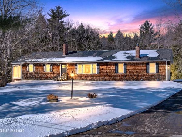 36 Mary Street, West Gardiner, ME 04345