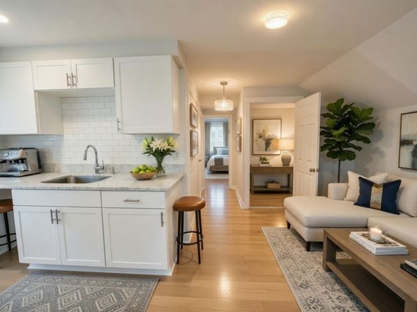 9 Winthrop, Worcester, MA 01604