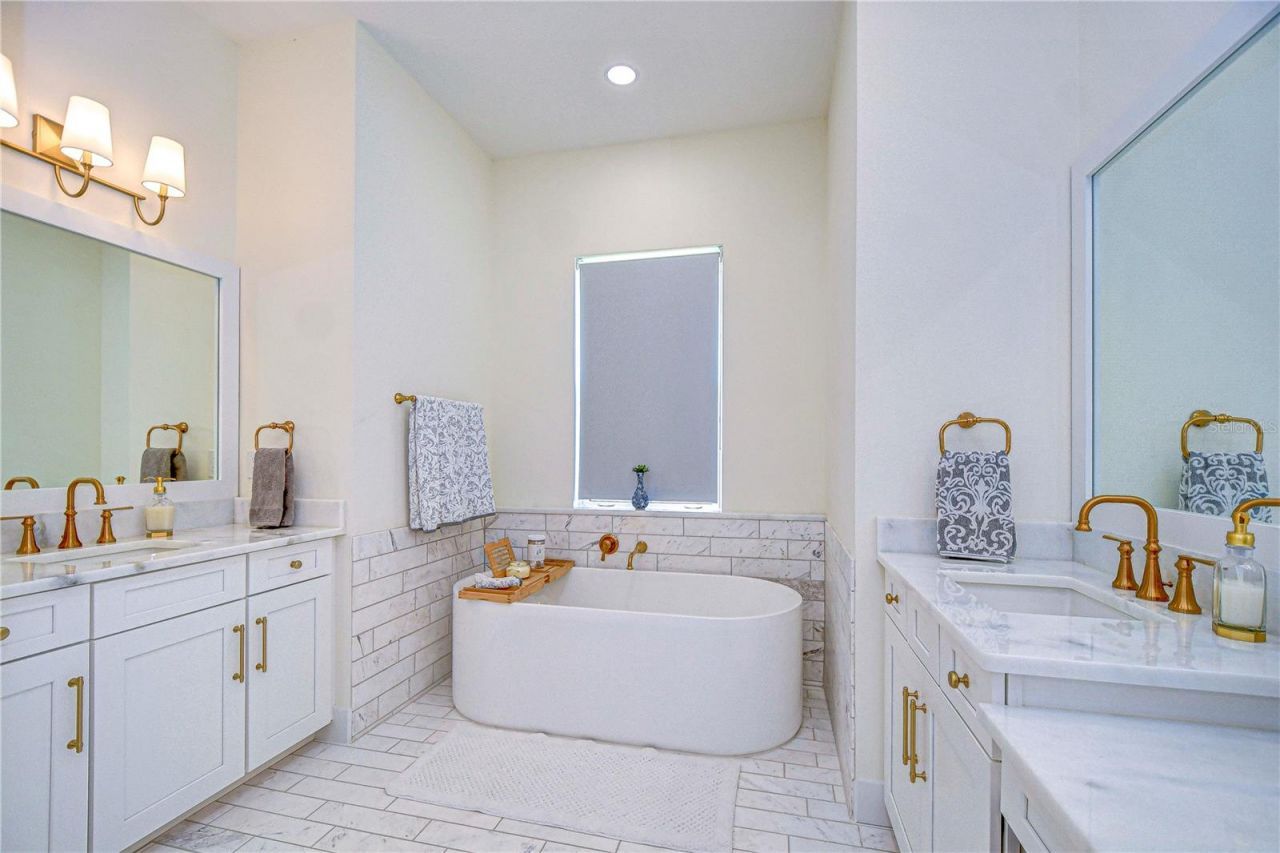 111 Alafia Estates Lane, Lithia, FL 33547 Photo