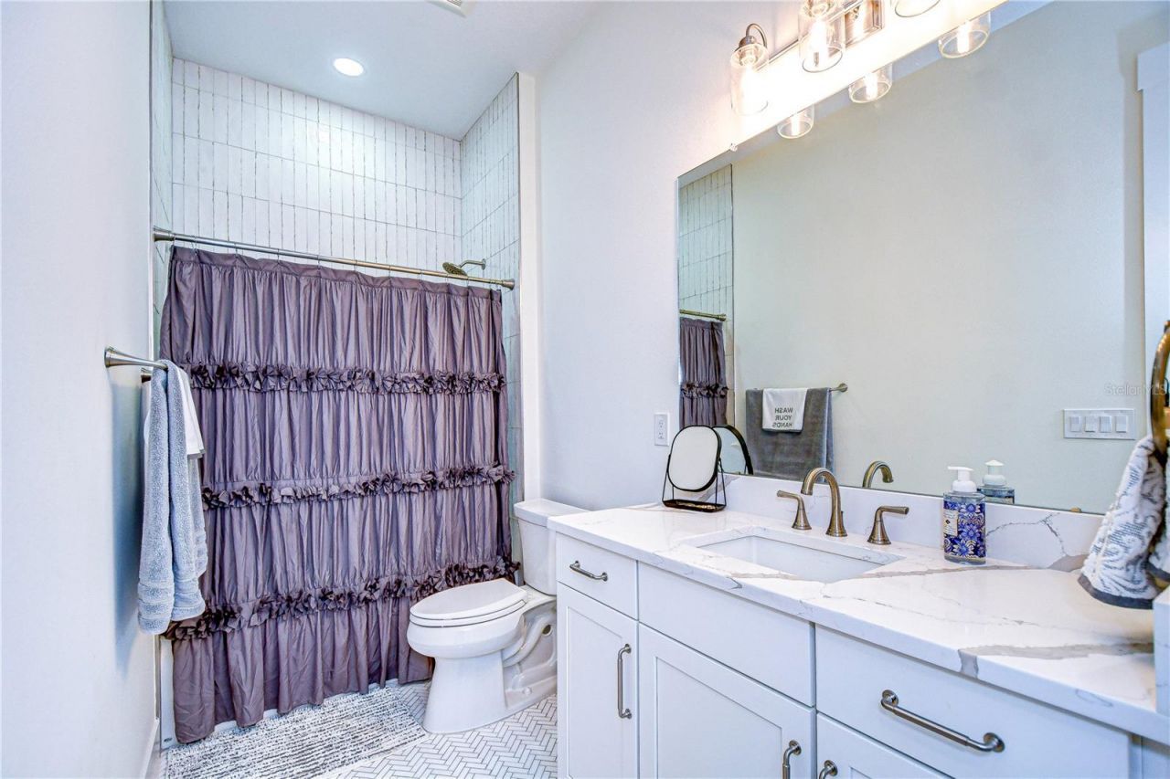 111 Alafia Estates Lane, Lithia, FL 33547 Photo