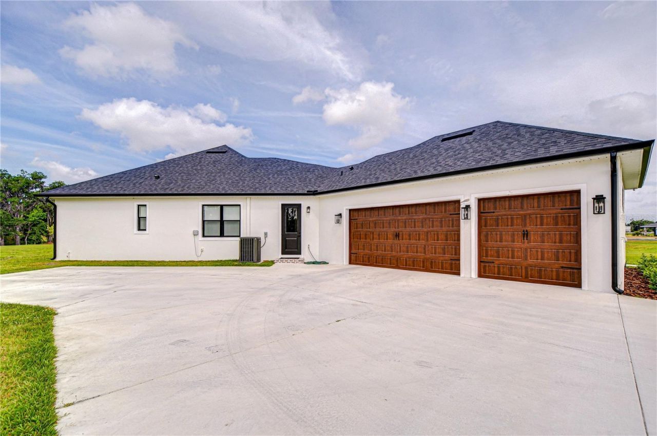 111 Alafia Estates Lane, Lithia, FL 33547 Photo