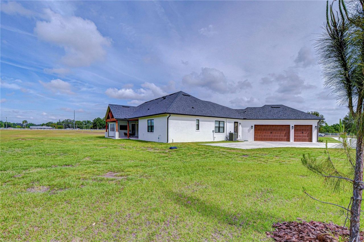 111 Alafia Estates Lane, Lithia, FL 33547 Photo