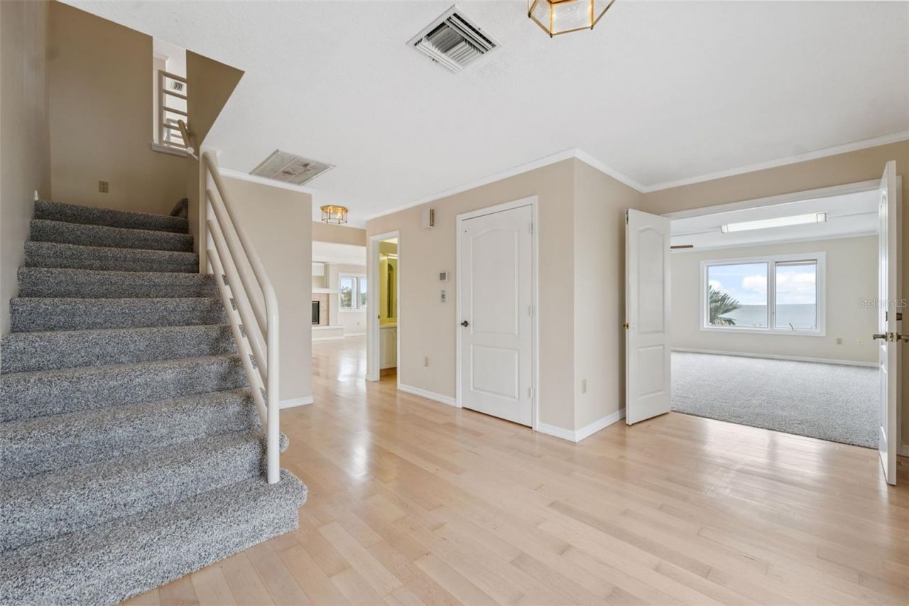 1906 Gulfview Drive, Holiday, FL 34691 Photo