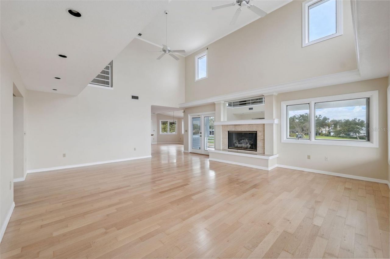 1906 Gulfview Drive, Holiday, FL 34691 Photo