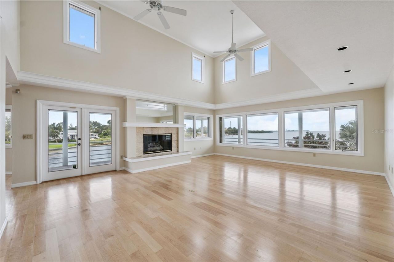 1906 Gulfview Drive, Holiday, FL 34691 Photo