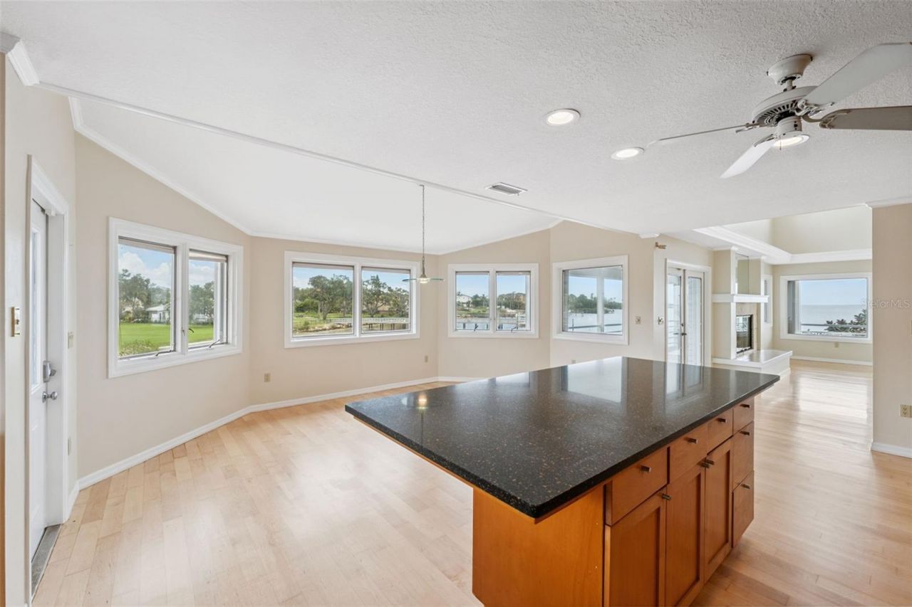 1906 Gulfview Drive, Holiday, FL 34691 Photo