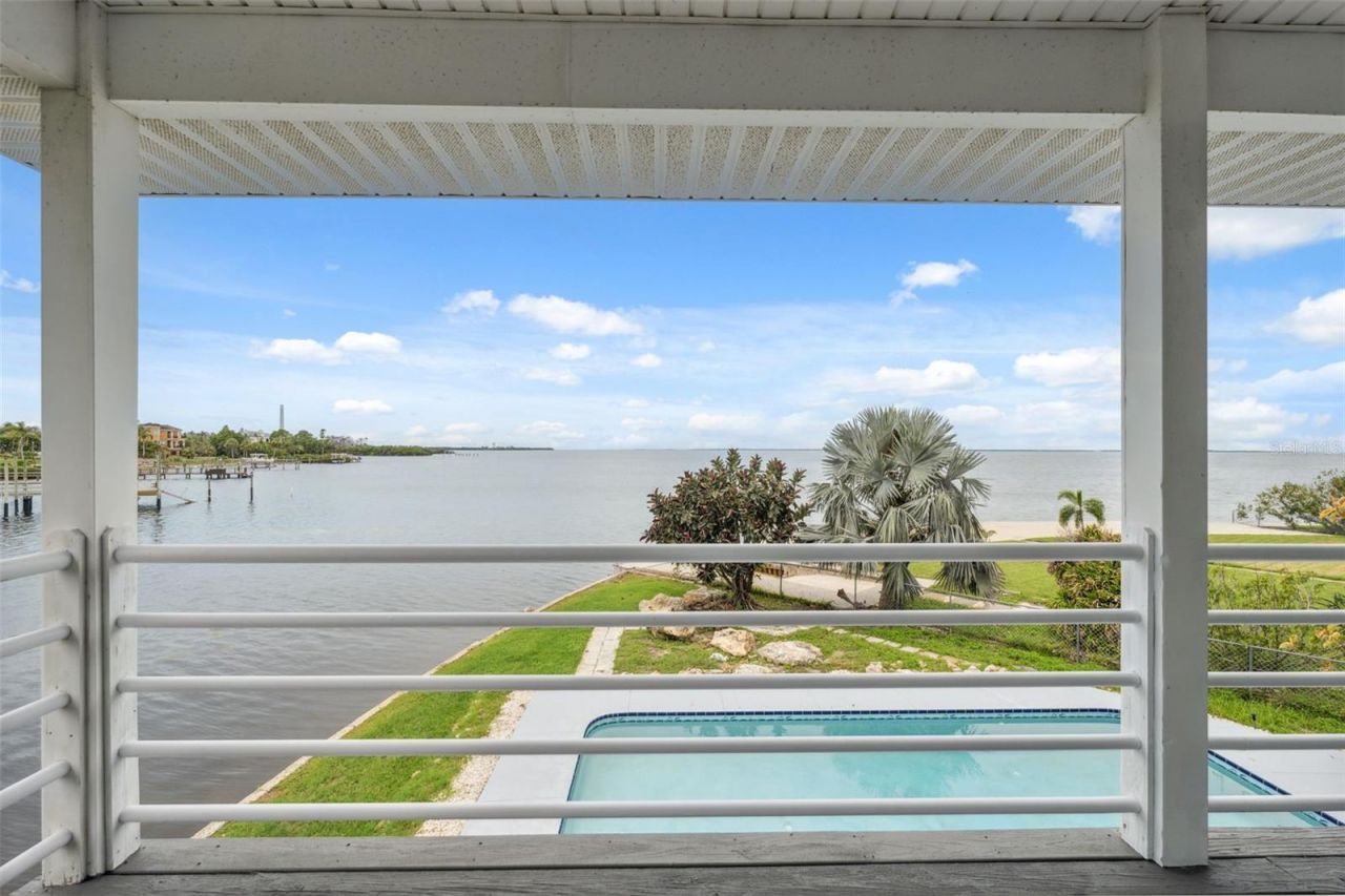 1906 Gulfview Drive, Holiday, FL 34691 Photo