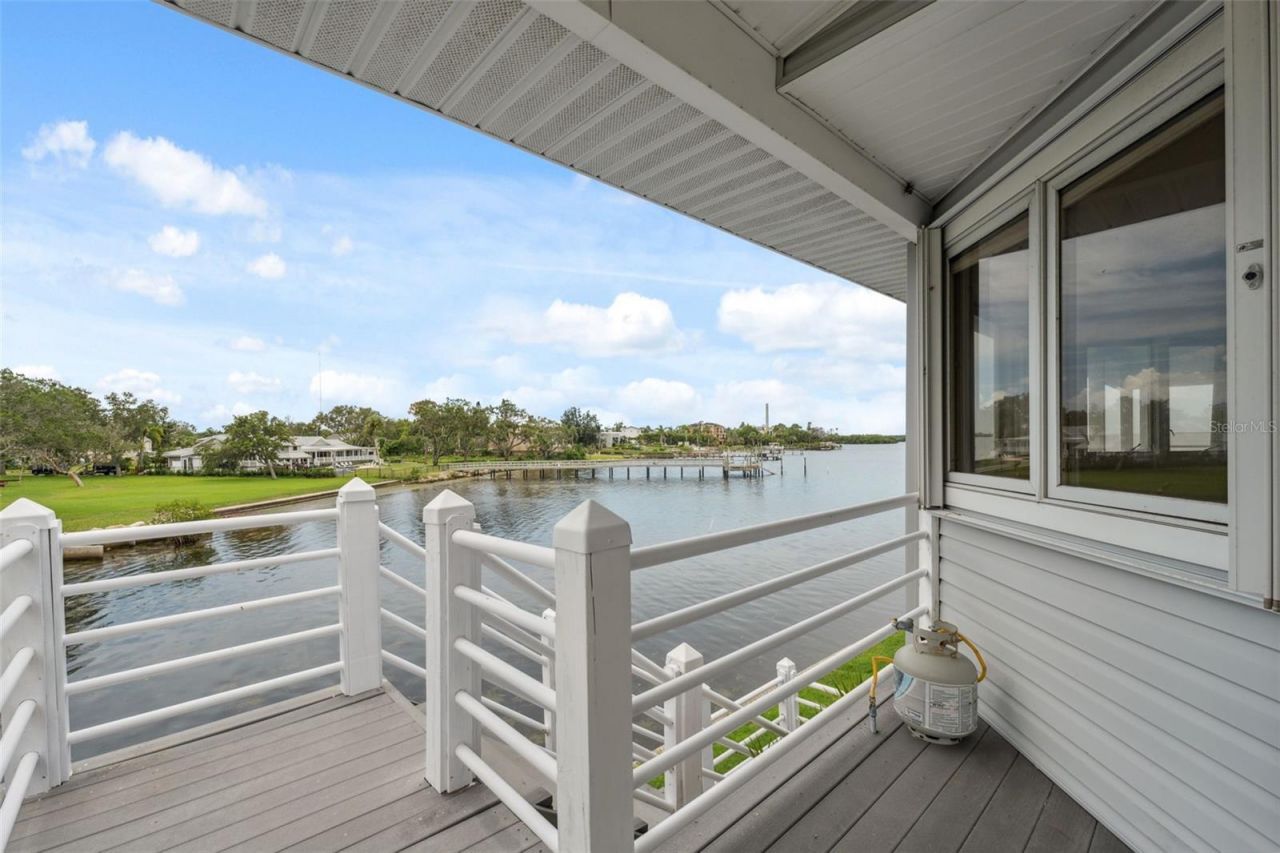 1906 Gulfview Drive, Holiday, FL 34691 Photo