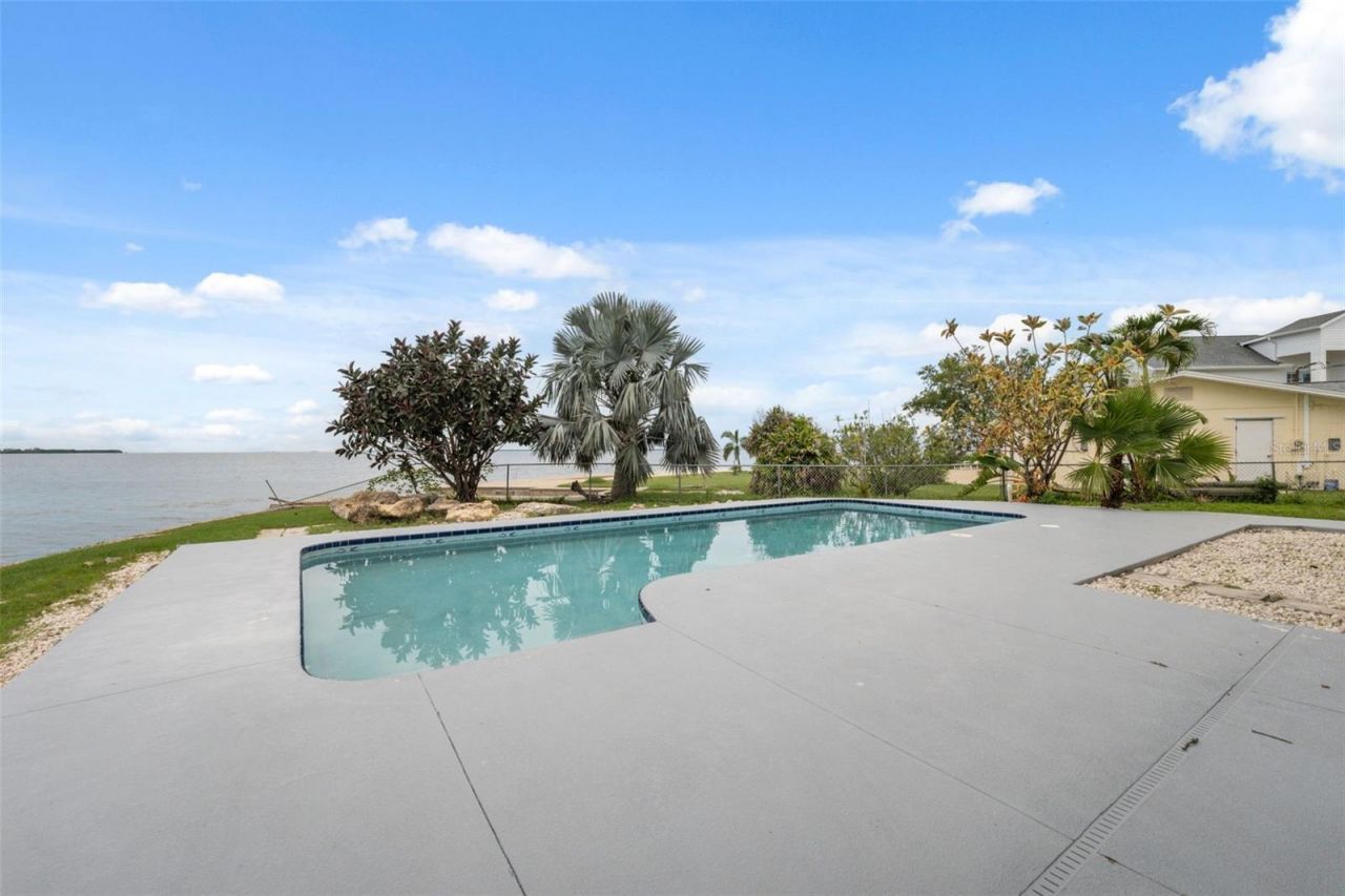 1906 Gulfview Drive, Holiday, FL 34691 Photo