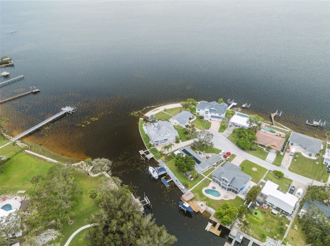 1906 Gulfview Drive, Holiday, FL 34691 Photo