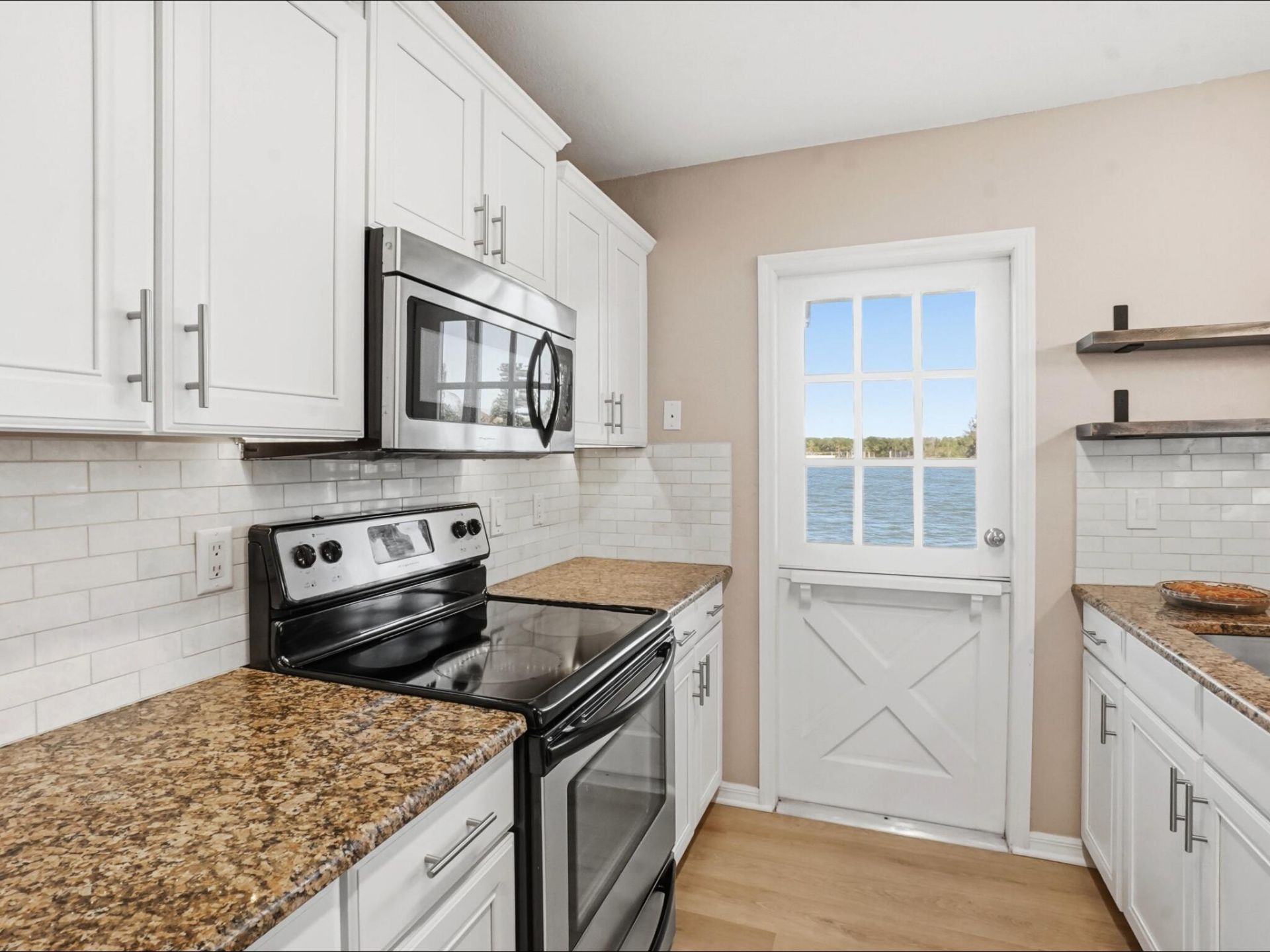 3206 S Lakeview Circle, Unit 1105, Hutchinson Island, FL 34949 Photo