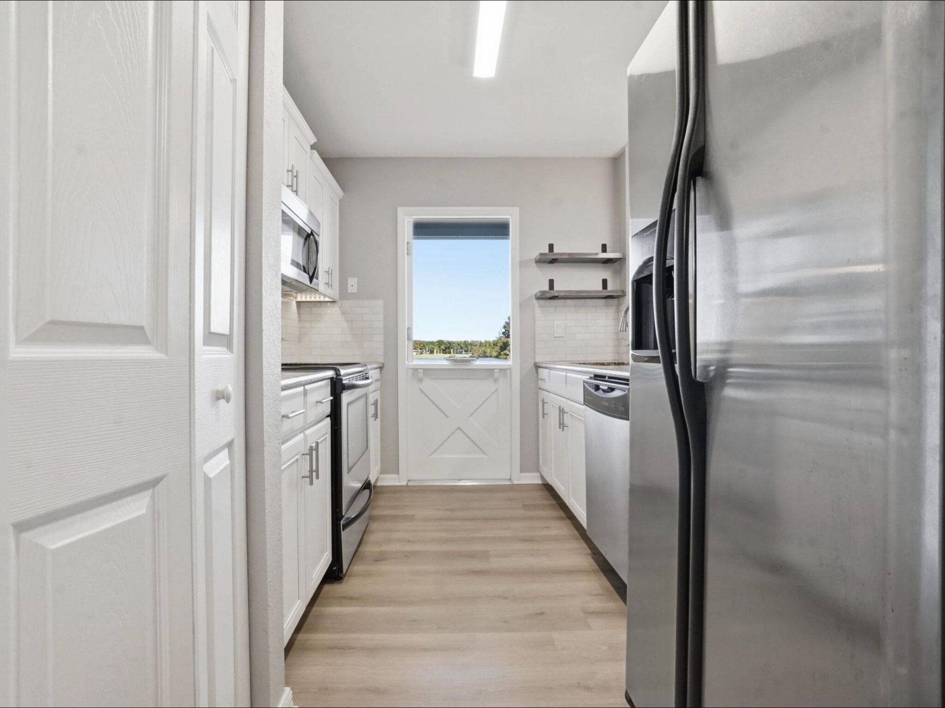 3206 S Lakeview Circle, Unit 1105, Hutchinson Island, FL 34949 Photo