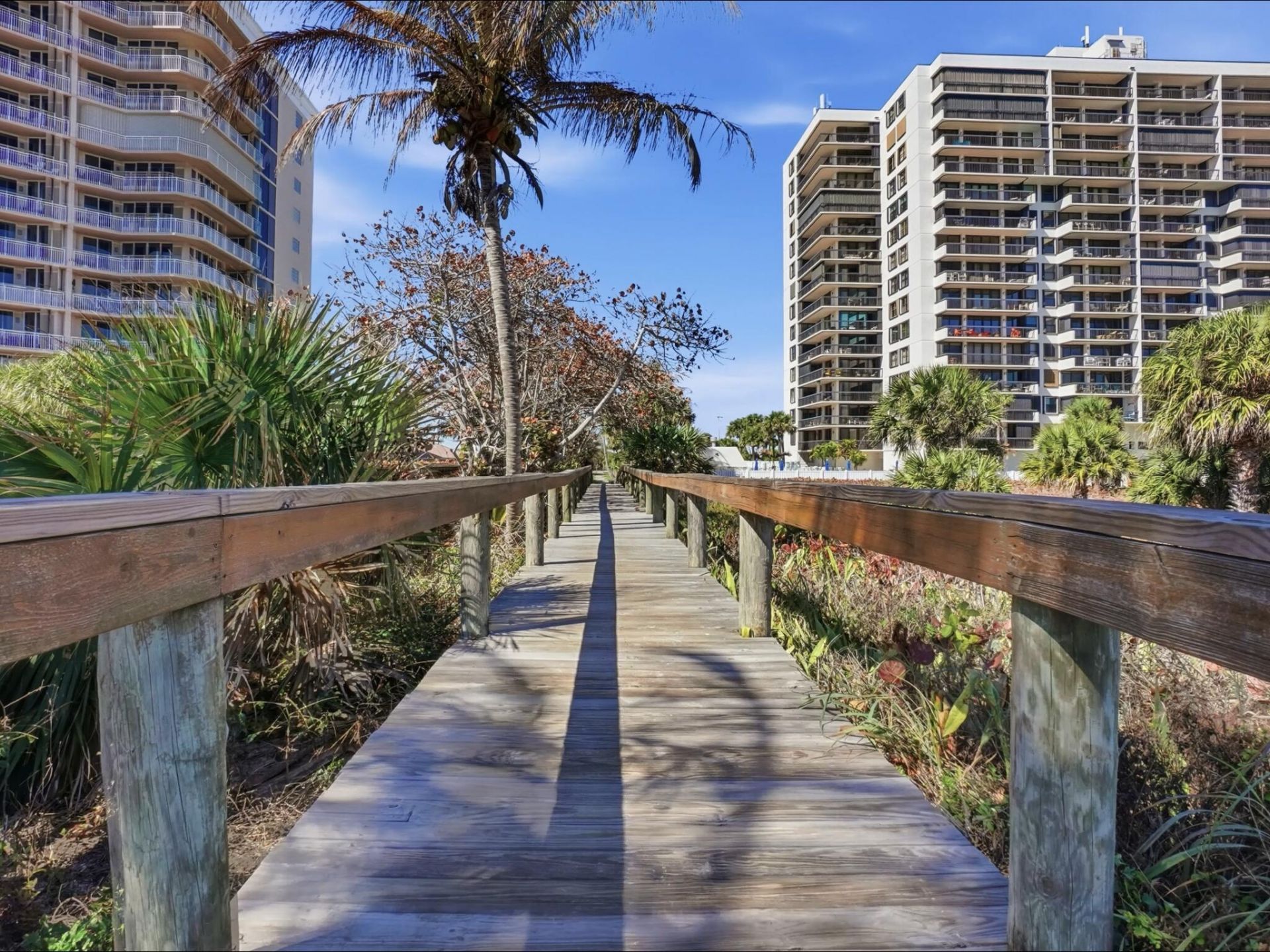 3206 S Lakeview Circle, Unit 1105, Hutchinson Island, FL 34949 Photo