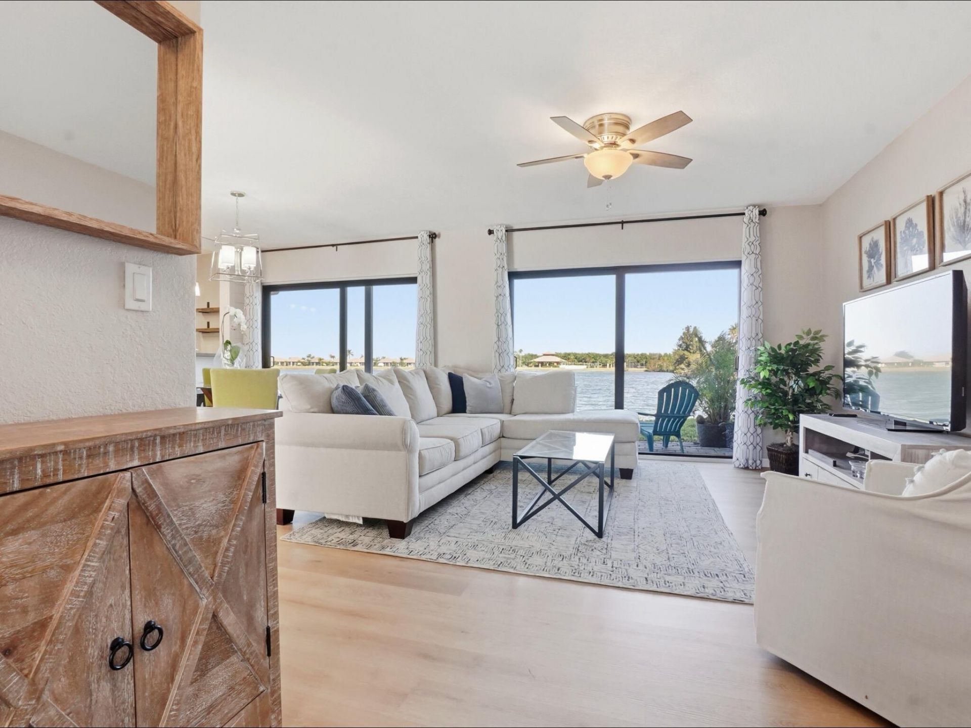 3206 S Lakeview Circle, Unit 1105, Hutchinson Island, FL 34949 Photo