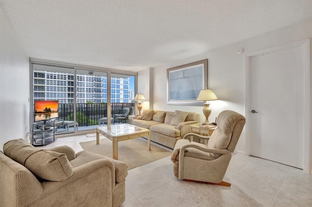 525 N Ocean Blvd, Unit 522, Pompano Beach, FL 33062 Photo