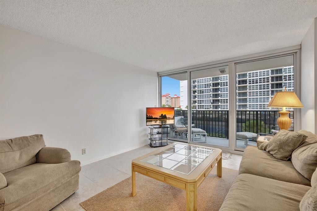 525 N Ocean Blvd, Unit 522, Pompano Beach, FL 33062 Photo