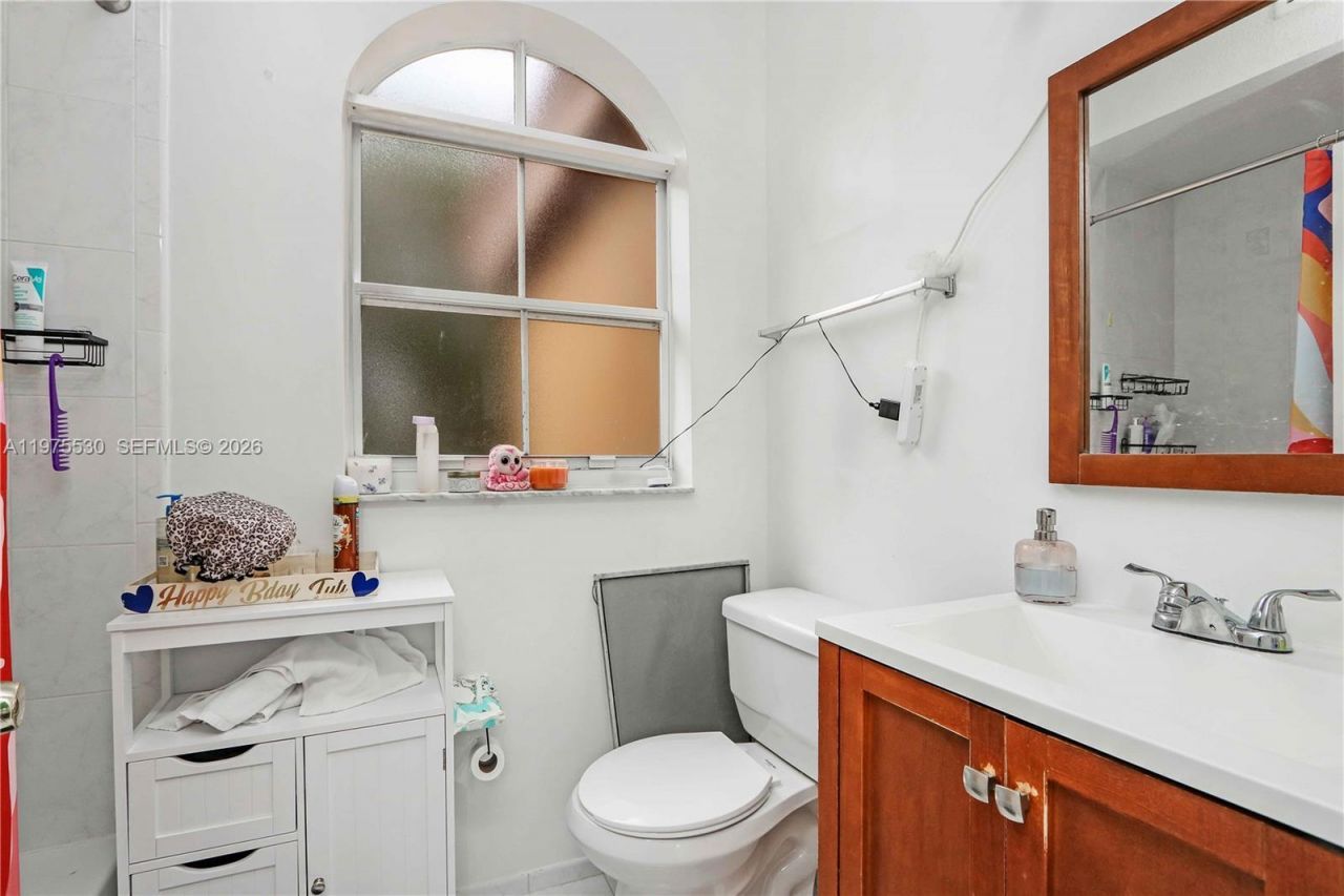 8451 NW 138th St, Unit 2303, Miami Lakes, FL 33016 Photo