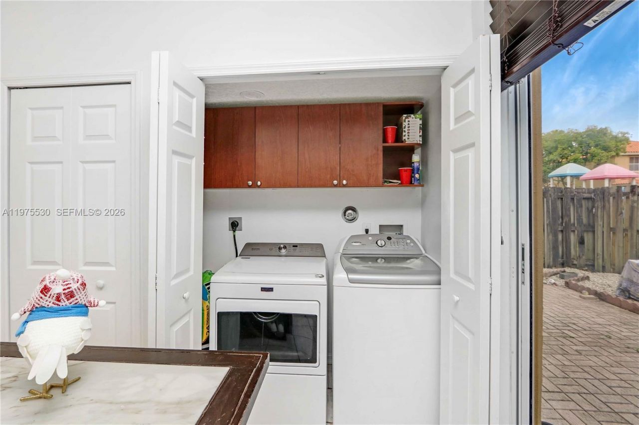 8451 NW 138th St , Unit 2303, Miami Lakes, FL 33016 Photo