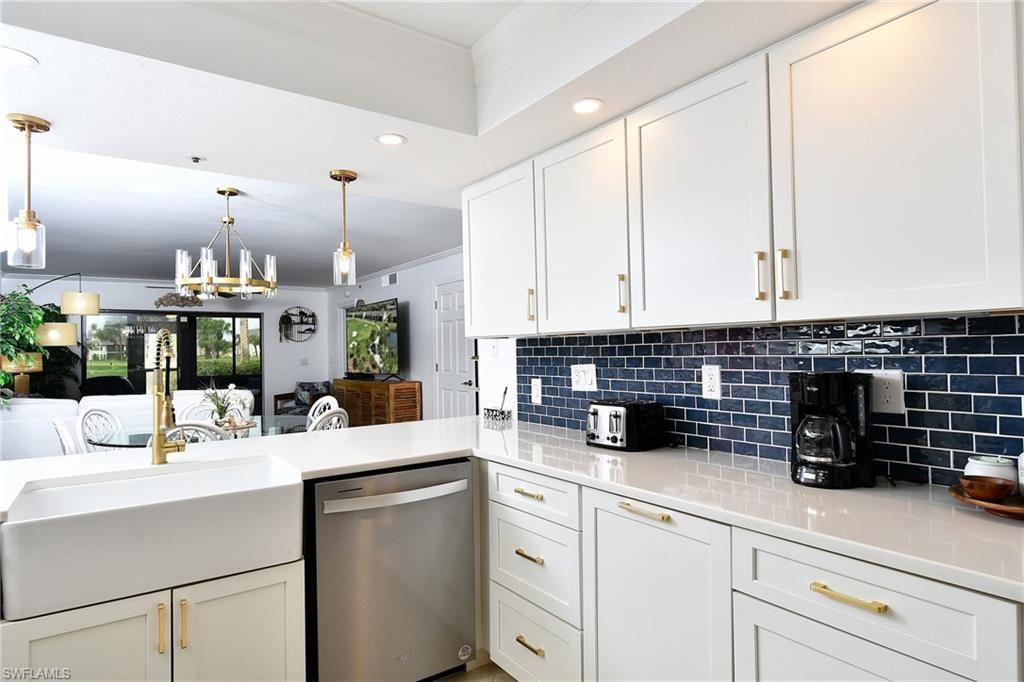 16350 Kelly Cove Dr, Unit 284, Fort Myers, FL 33908 Photo