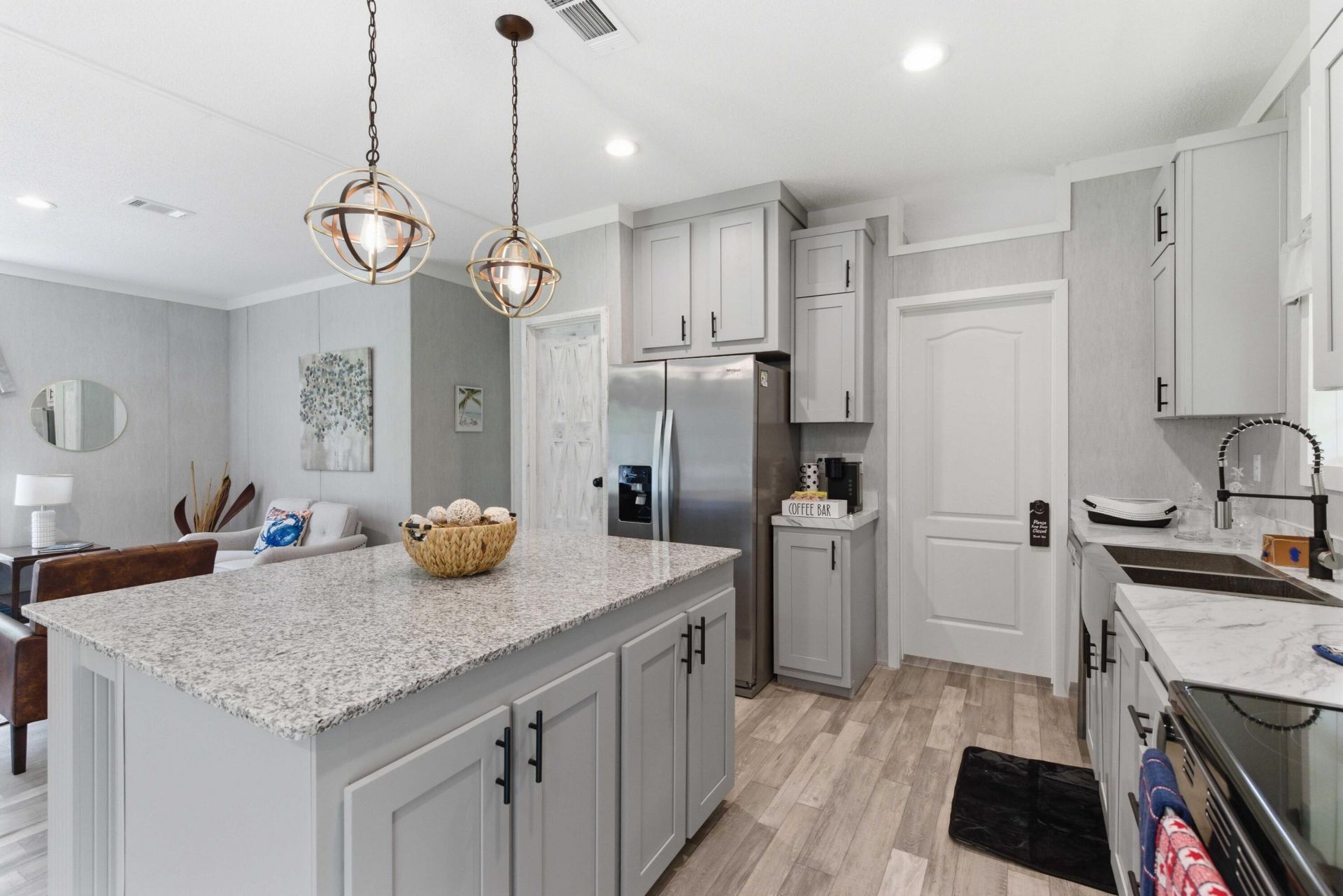 3323 Prices Bridge Lane Photo 16