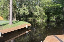 3323 Prices Bridge Lane photo 4