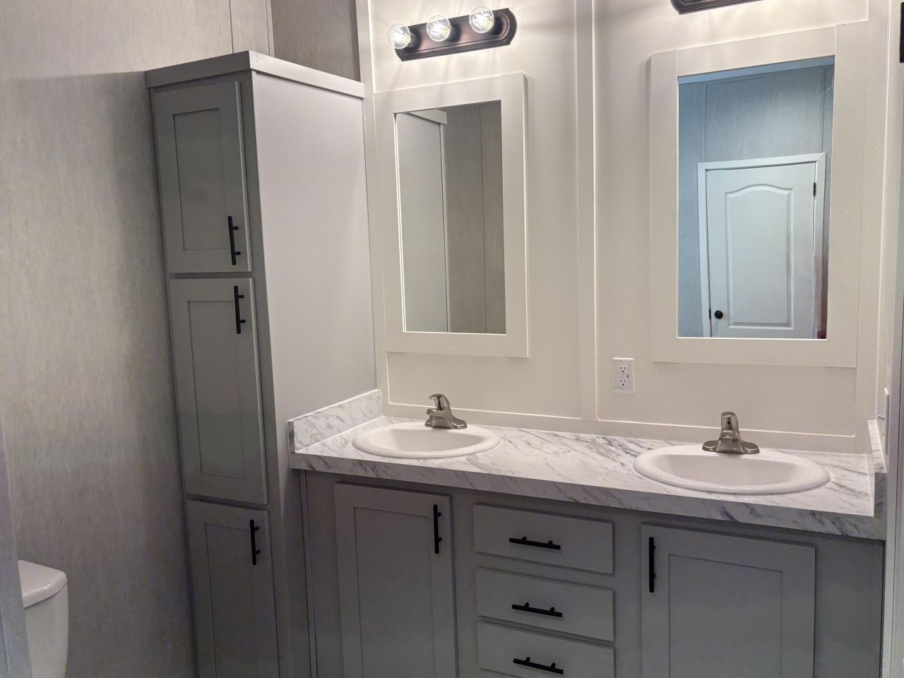 3323 Prices Bridge Lane Photo 29