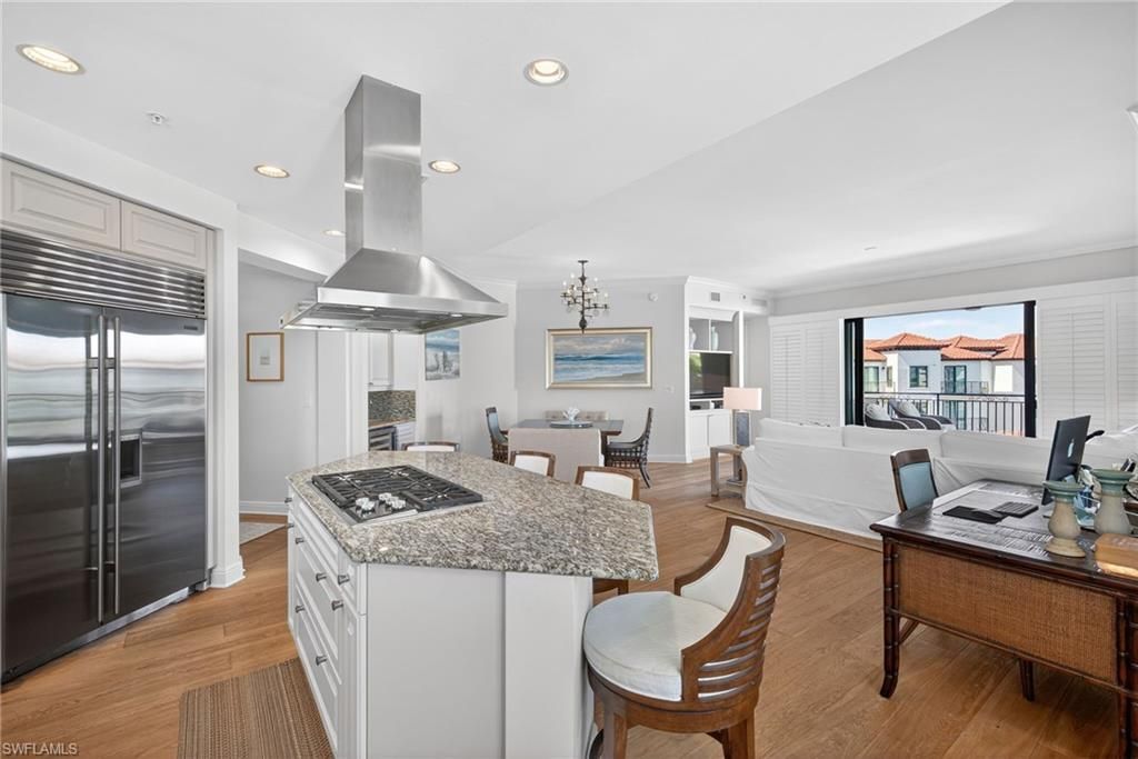 1540 5th Ave S, Unit D305, Naples, FL 34102 Photo