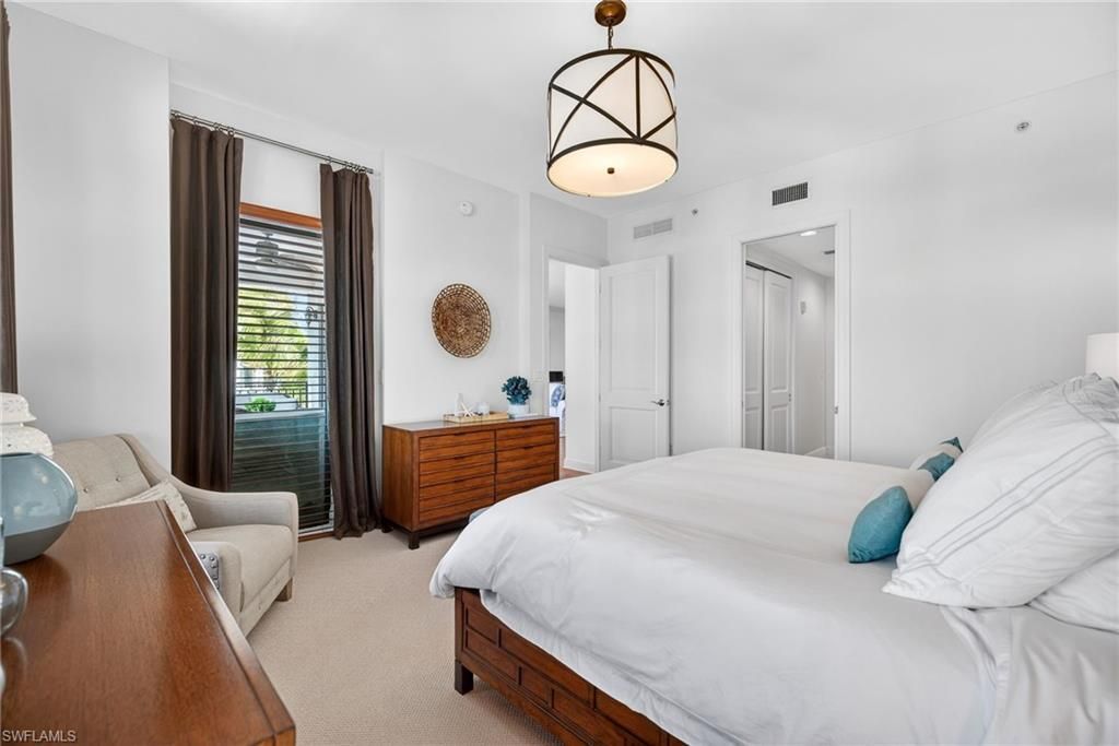 1540 5th Ave S, Unit D305, Naples, FL 34102 Photo