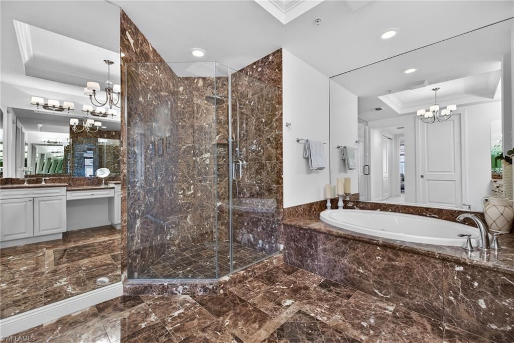 1540 5th Ave S, Unit D305, Naples, FL 34102 Photo