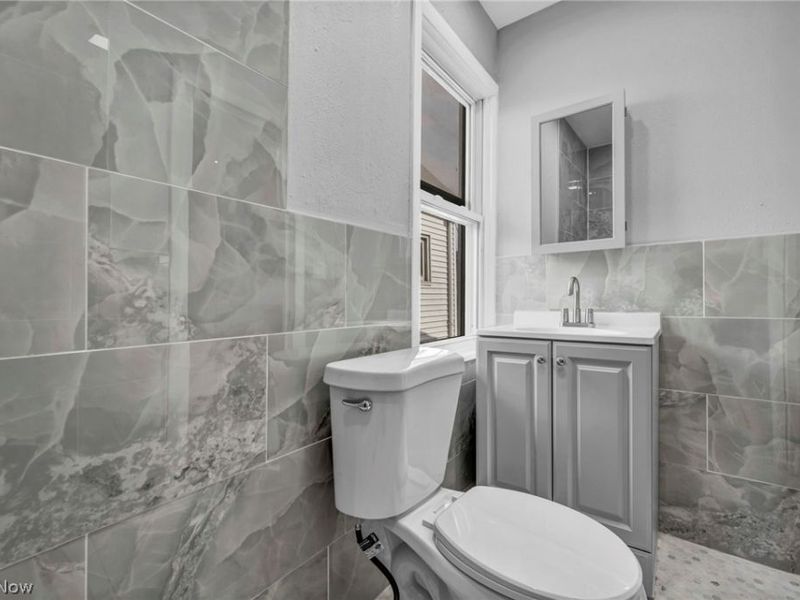 12929 Plover Street, Lakewood, OH 44107 Photo 21