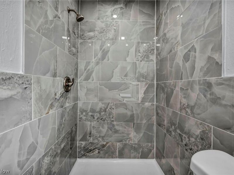 12929 Plover Street, Lakewood, OH 44107 Photo 24