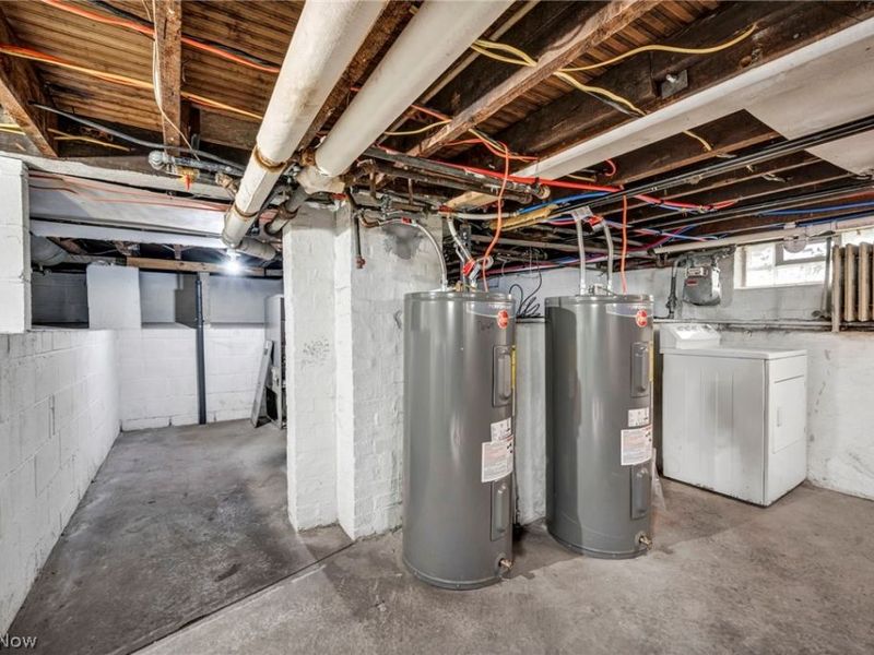 12929 Plover Street, Lakewood, OH 44107 Photo 41