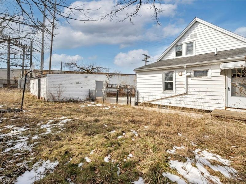 12929 Plover Street, Lakewood, OH 44107 Photo 45