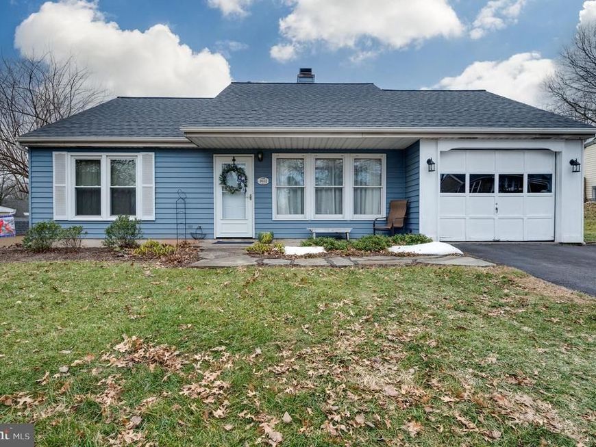 4652 Pheasant Run N, Reading, PA 19606 Main Photo