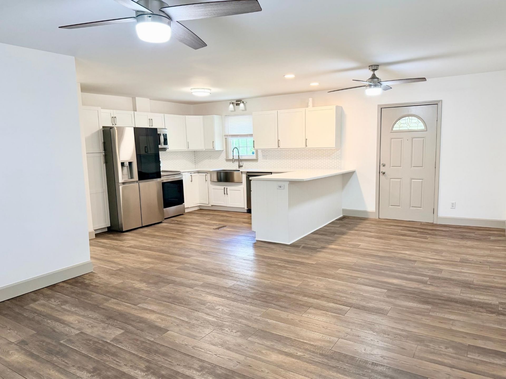 2806 Nursery Rd. Photo 4
