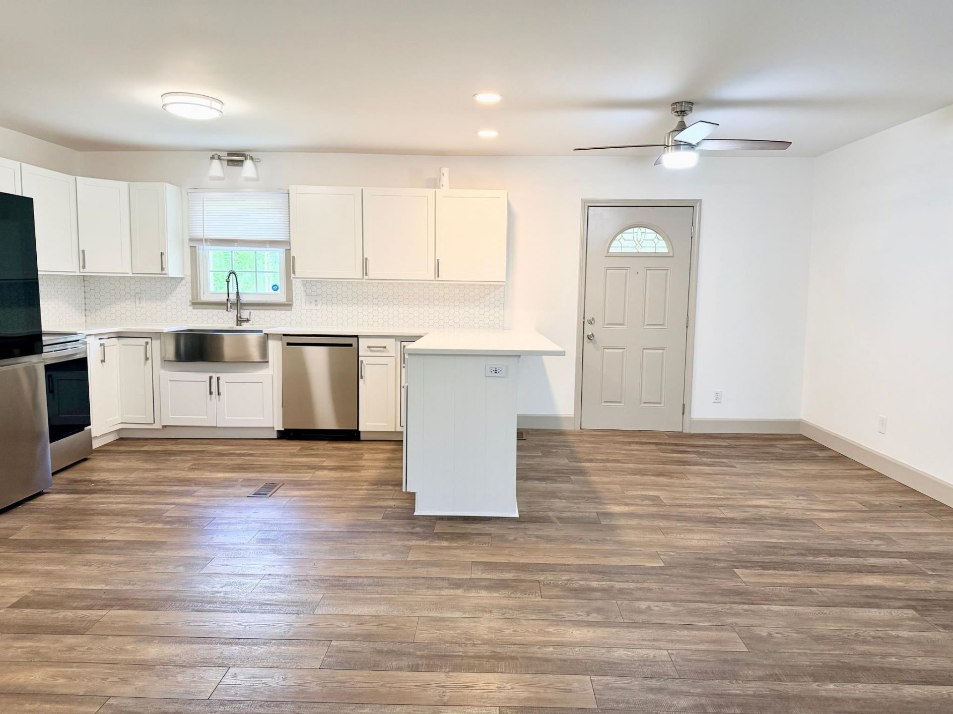 2806 Nursery Rd. Photo 7