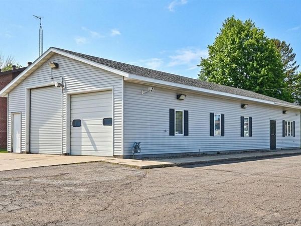 316 Highway Avenue S, Blooming Prairie, MN 55917