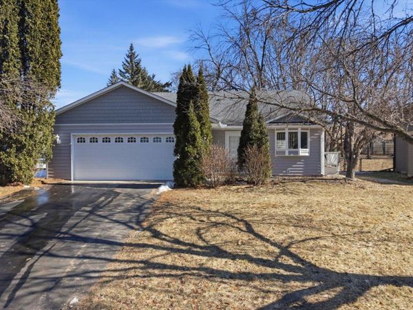 1613 9th Street SE, Forest Lake, MN 55025