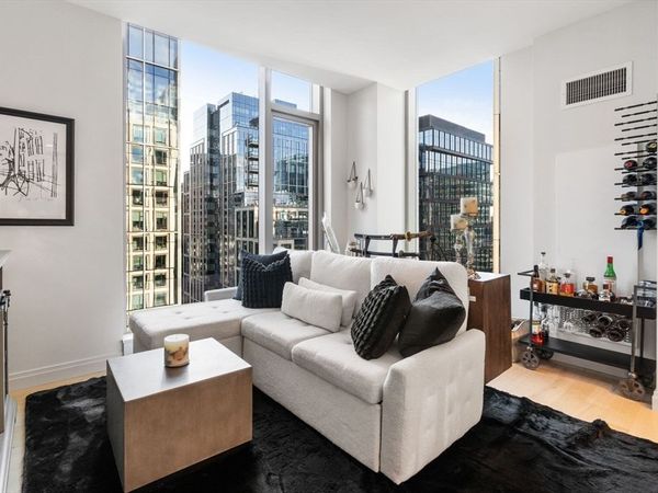 133 Seaport Blvd, Unit 1719, Boston, MA 02210