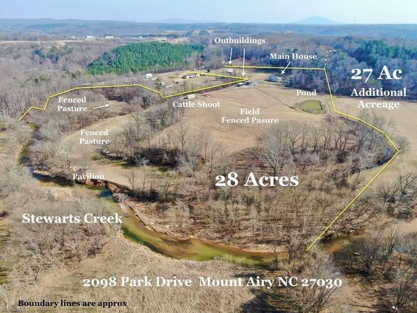 2098 Park Drive , Mount Airy, NC 27030