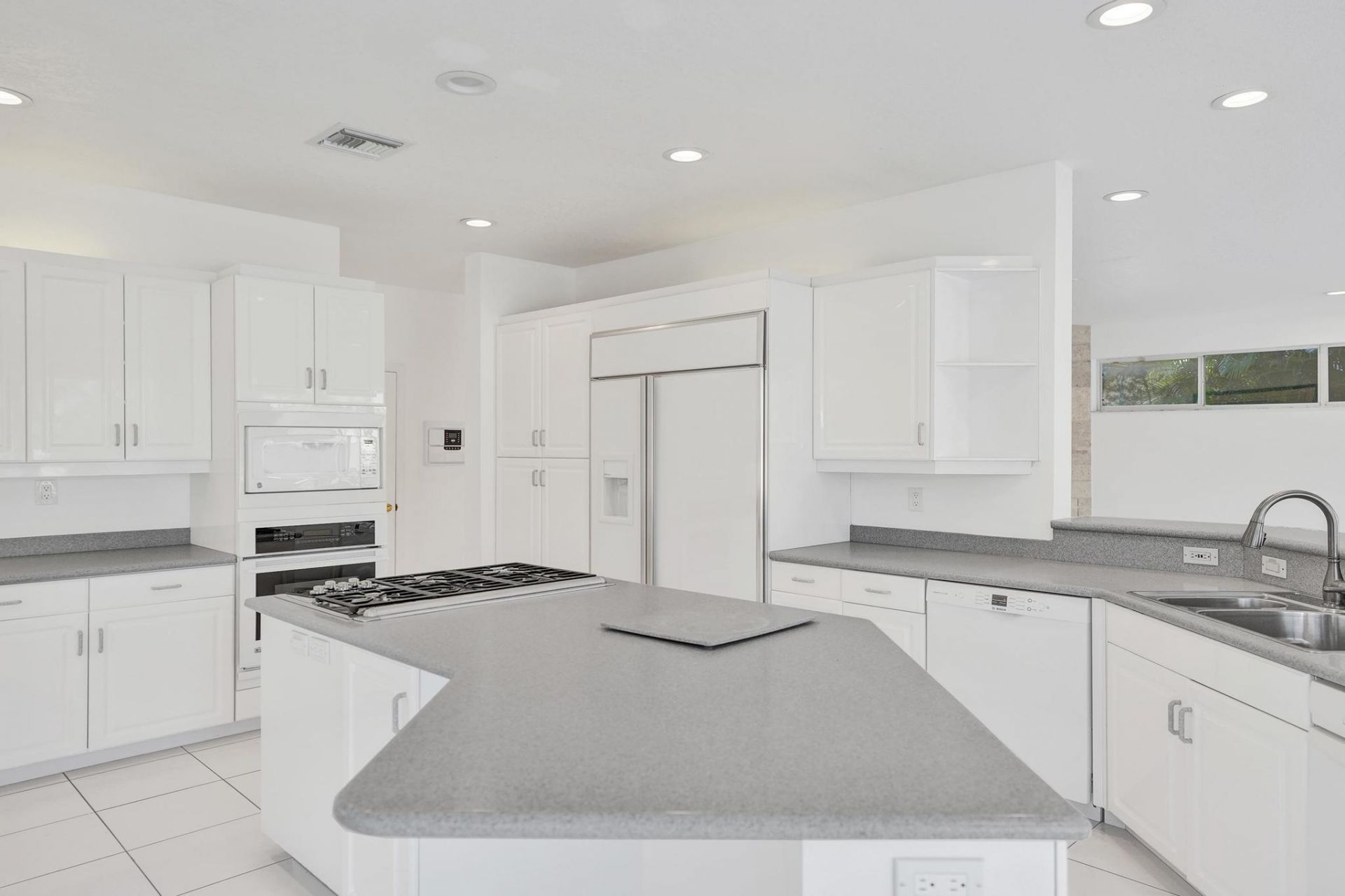 807 Coventry Street, Boca Raton, FL 33487 Photo