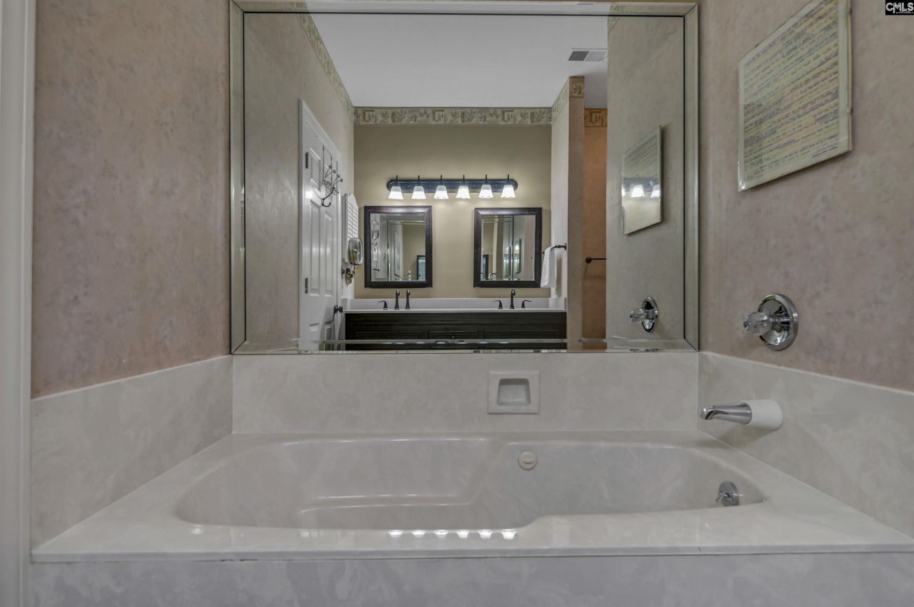 5 Summit Place  Photo 24