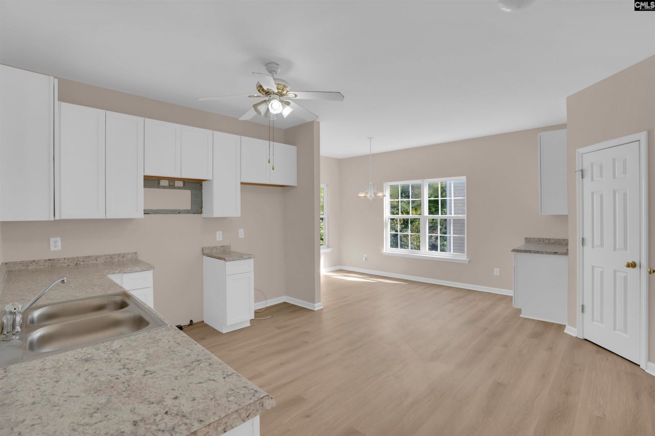 20 Persimmon Wood Court  Photo 15