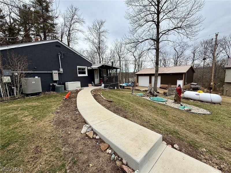 3201 Parkland Drive SW, Carrollton, OH 44615 Photo 3