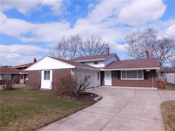 24732 Mitchell Drive, North Olmsted, OH 44070
