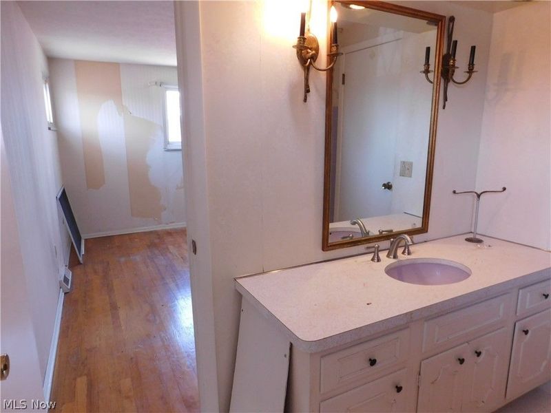 24732 Mitchell Drive, North Olmsted, OH 44070 Photo 27