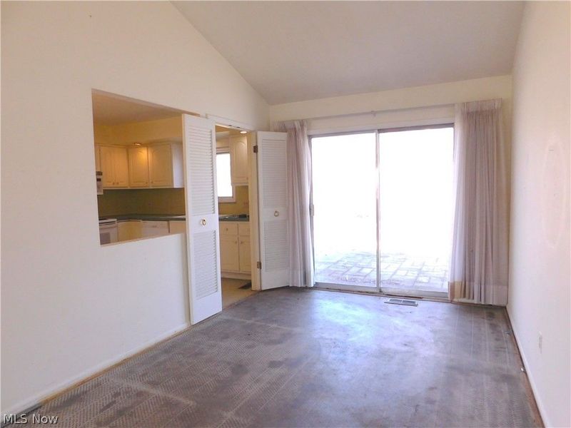 24732 Mitchell Drive, North Olmsted, OH 44070 Photo 9