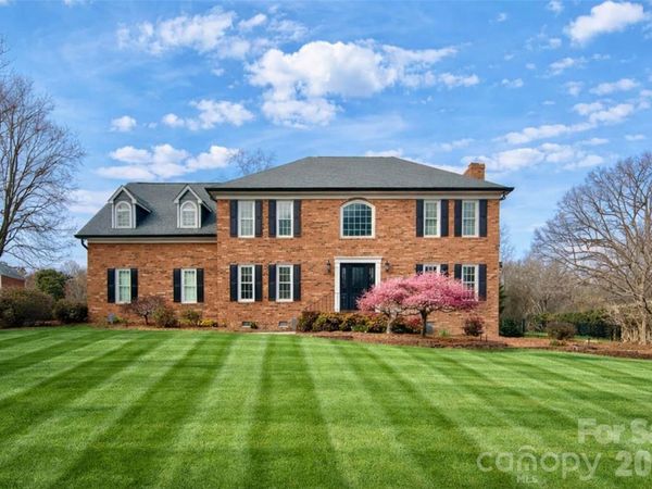 1398 Chalmers Court NW, Concord, NC 28027