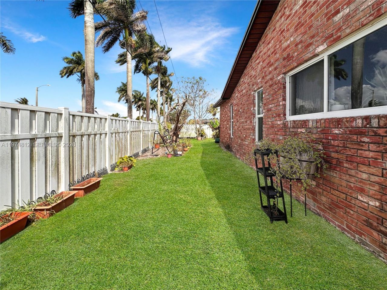 11501 NW 41st St, Sunrise, FL 33323 Photo